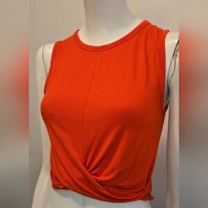 ALO Poppy Red Orange Twist Front Athletic Crop Top Medium